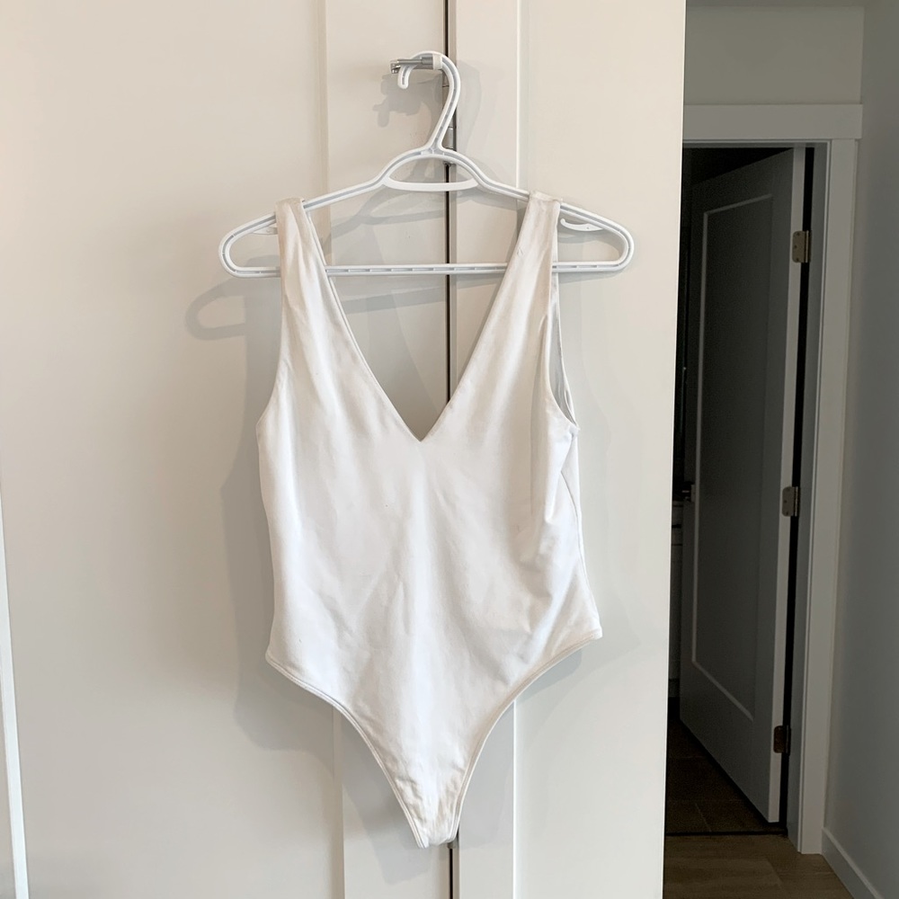 Babaton Contour Bodysuit